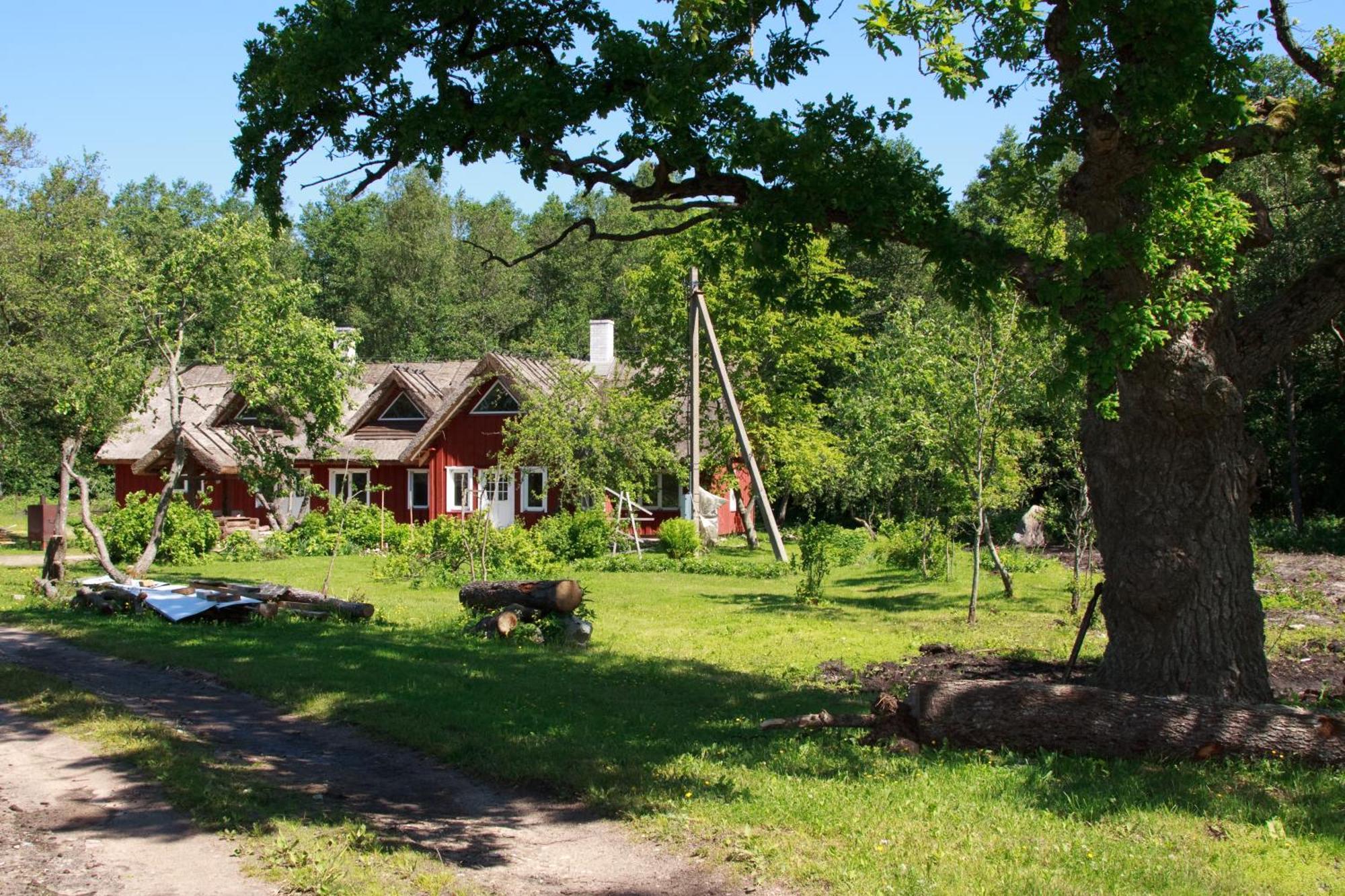 Laugu Holiday Resort Exterior photo